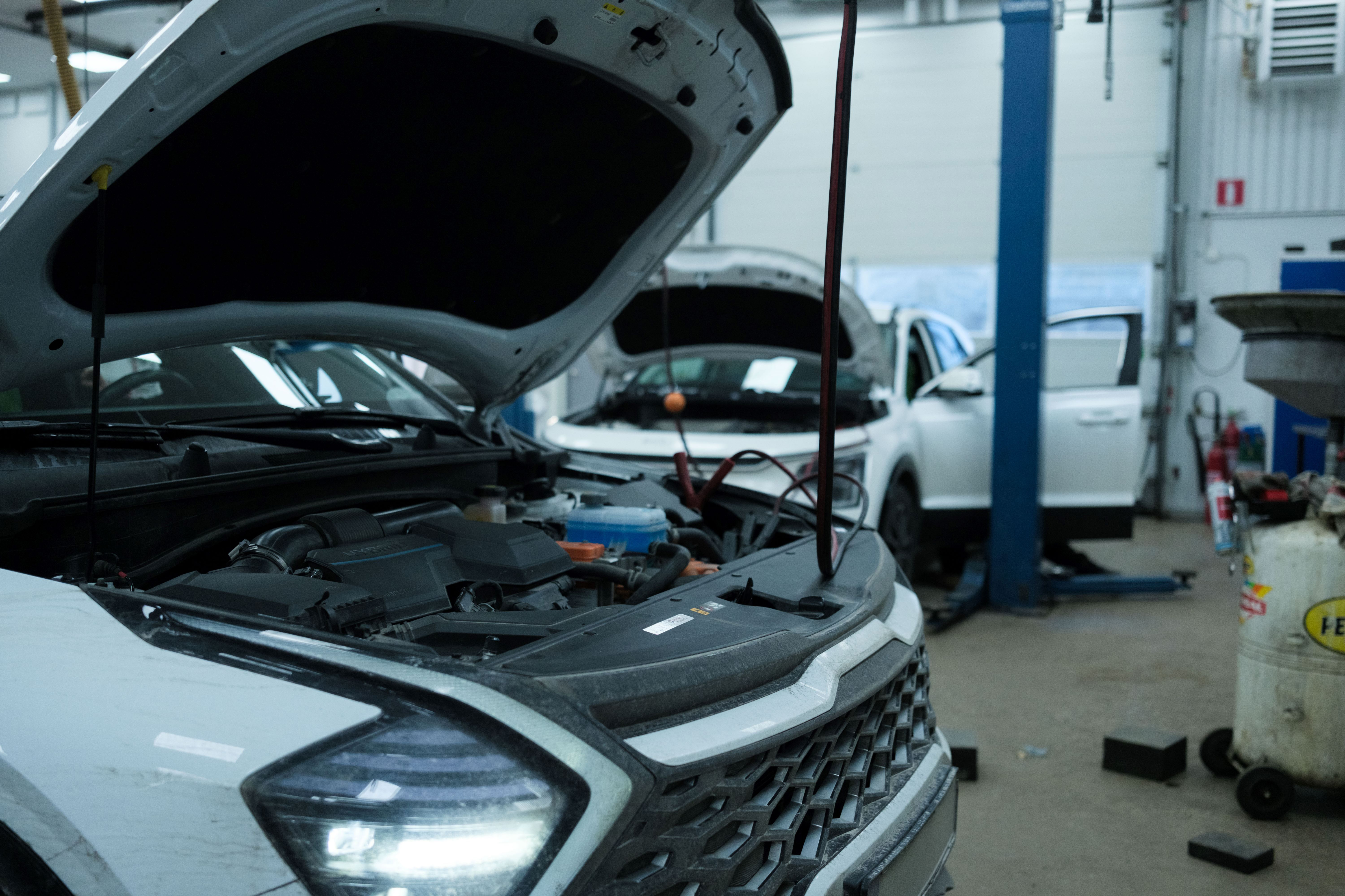 öppen motorhuv