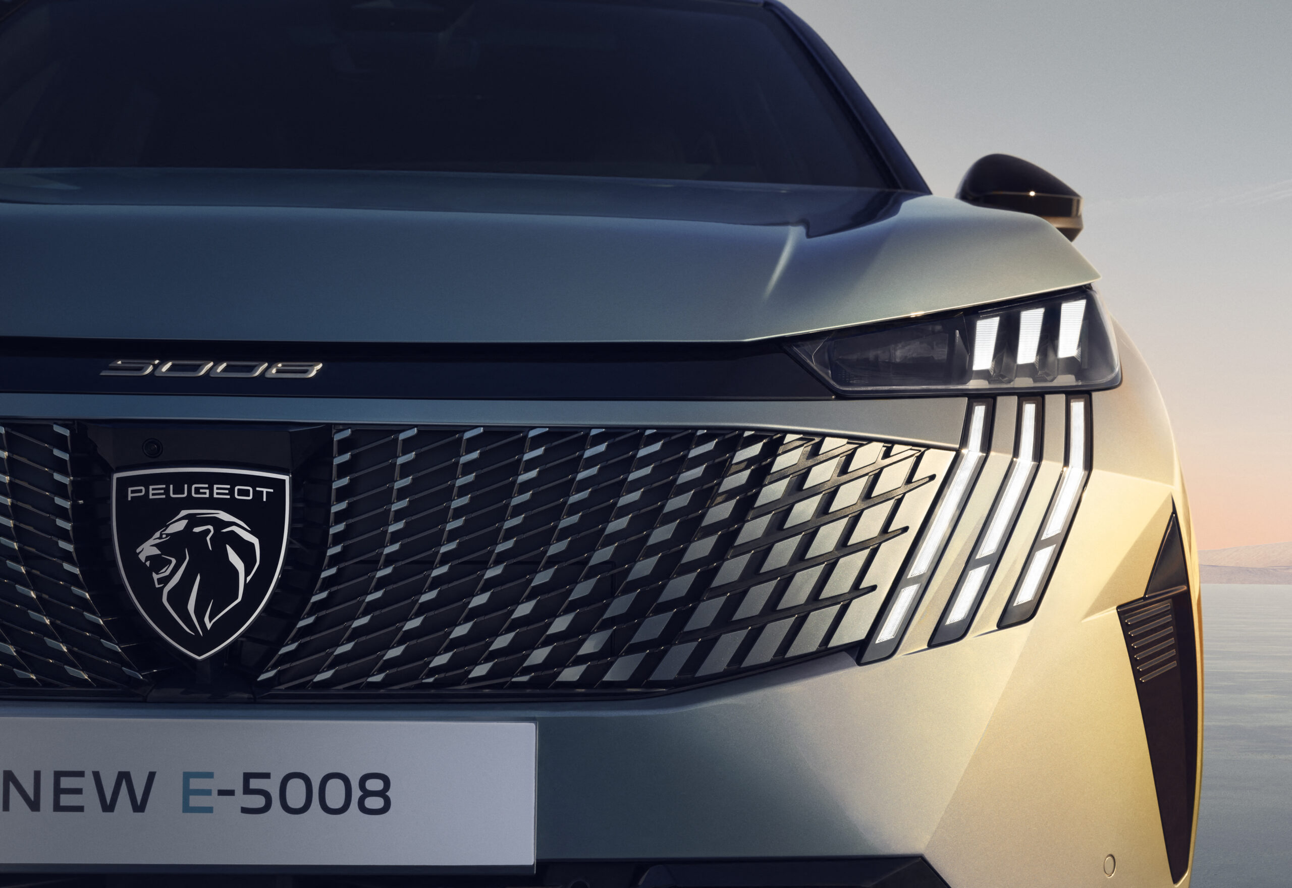 Nya 5008 Peugeot