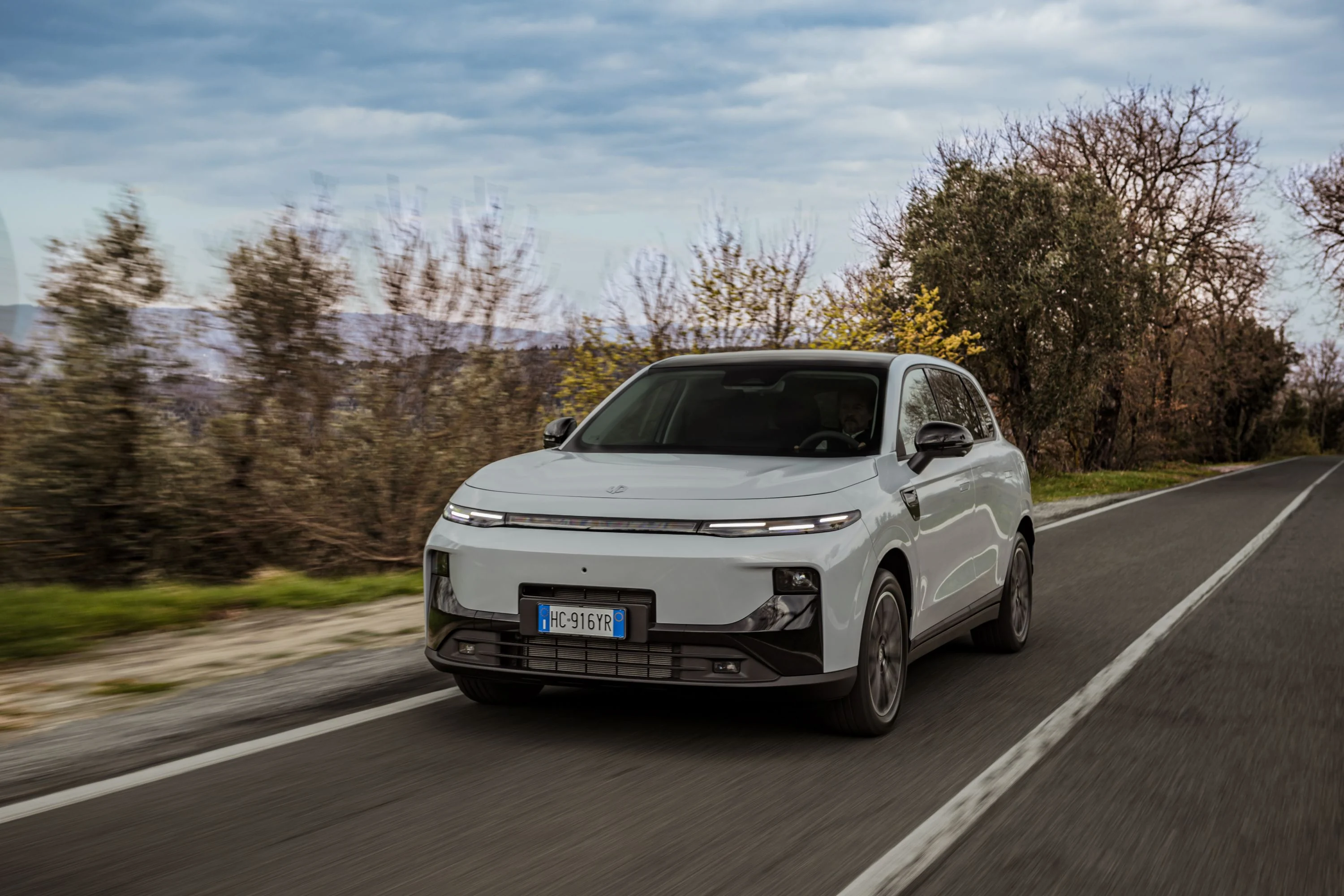 b10